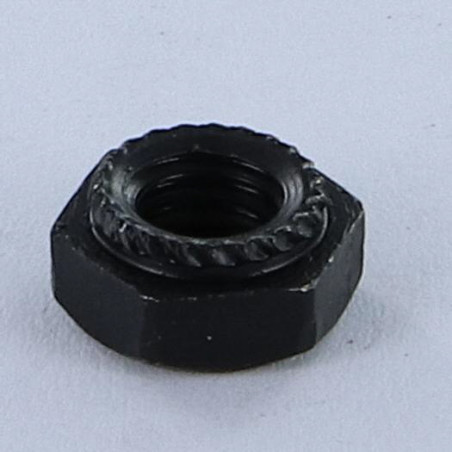 1 x Sekskant plademøtrik sort galvaniseret M6 Tykkelse materiale 1,5