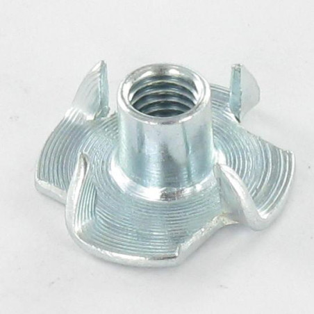 1 x Indslagsmøtrik M5 Høj 12 elforzinket stål