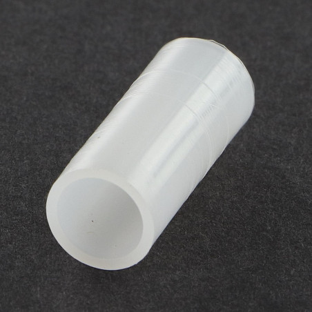1 x Forbindelsesstykke cylindrisk naturlig nylon 8X20 perforeret 6