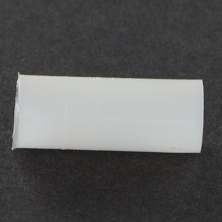 1 x Forbindelsesstykke cylindrisk naturlig nylon 8X20 perforeret 6