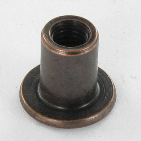 1 x Bindemøtrik fladt hoved Hoveddiameter 15 diameter 9 Længde under hoved 12 M6 Sekskantet fatning 4 BRON