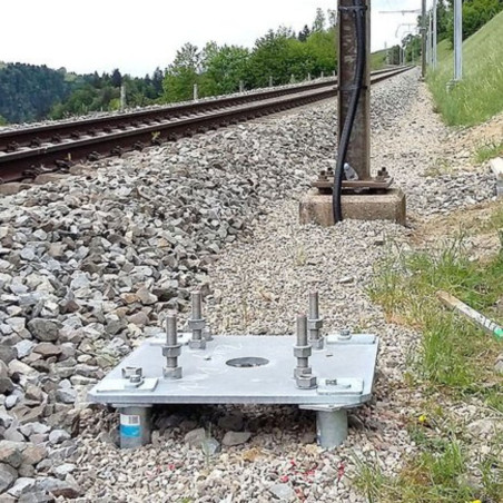 1 x Fundamentskruehoved 76X3.6XM16 modstandsdygtig mod korrosion varmgalvaniseret stål